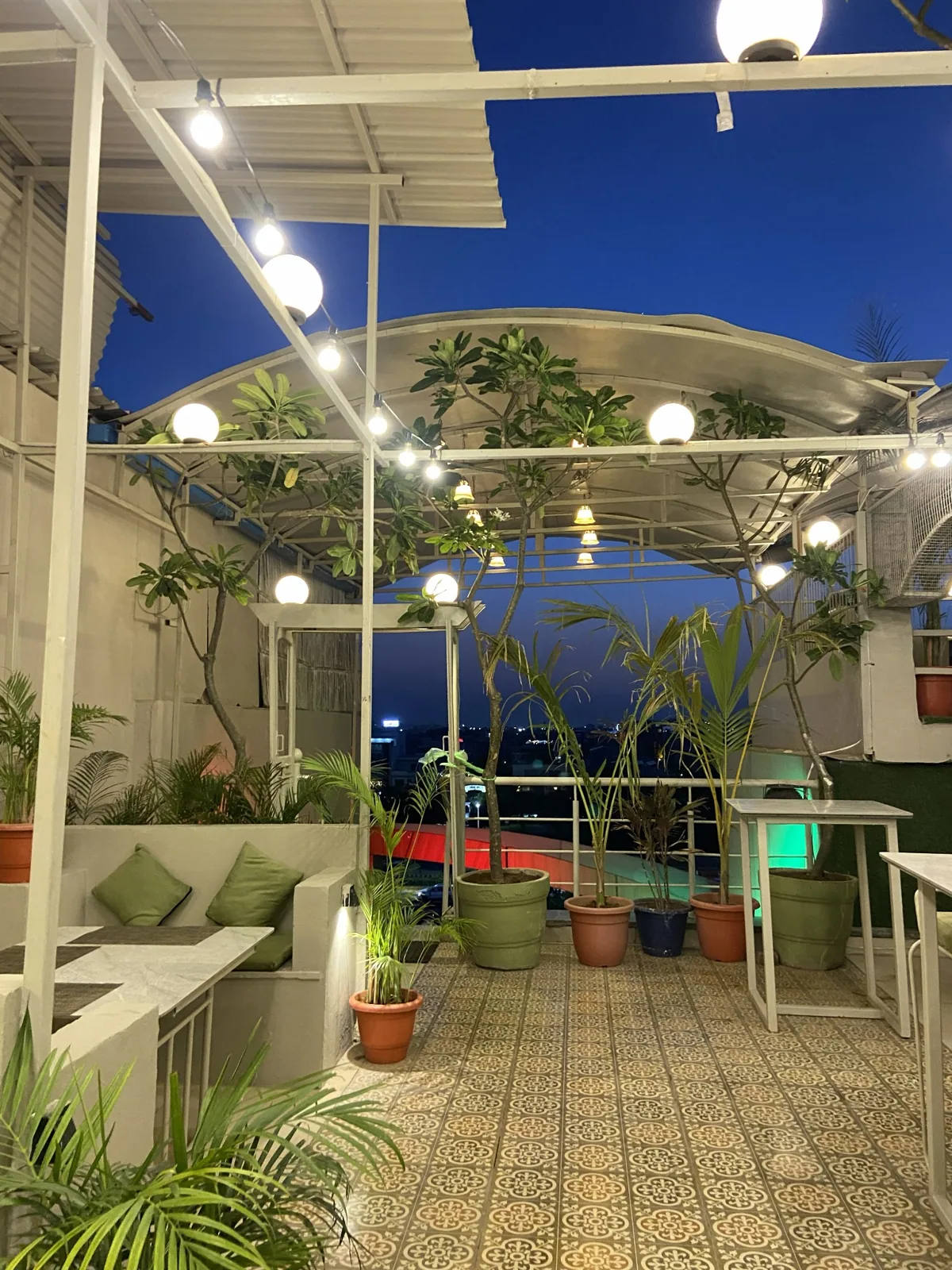 Chairish Cafe rooftop and cafe photo 4 in Malviya Nagar Jaipur