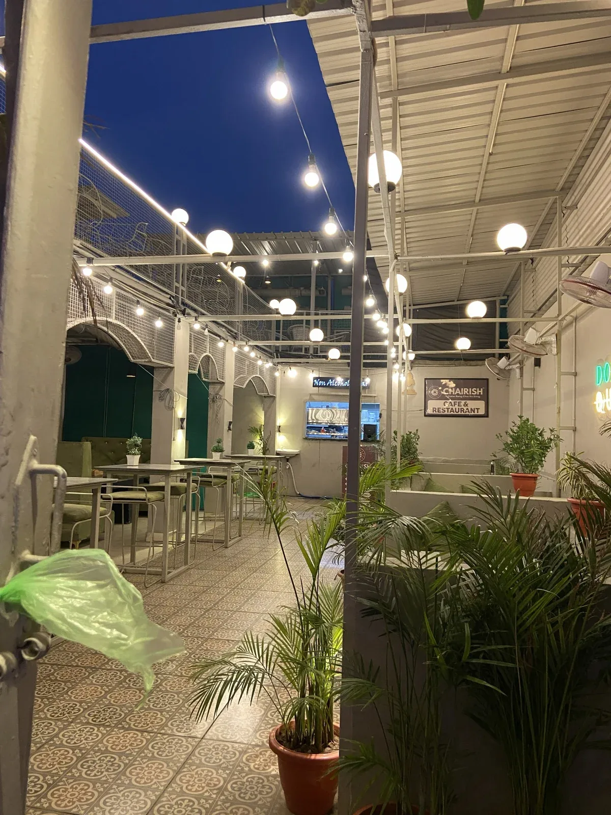 Entry angle view of Chairish Cafe rooftop ambience